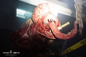 Licker Resident Evil 1/1 Life-Size Bust by Pure Arts