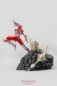 Ultraman vs Black King Ultraman 1/4 Statue by Pure Arts