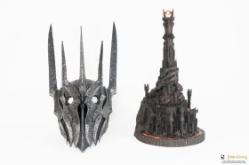 Helm of Sauron Lord of the Rings 1/1 Replica by Pure Arts