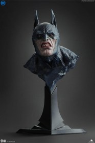 Bloodstorm Batman Premium Edition DC Comics 1/4 Statue by Queen Studios