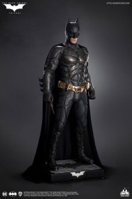 Batman Deluxe Edition The Dark Knight Life-Size Statue by Queen Studios