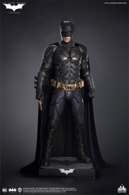 Batman Deluxe Edition The Dark Knight Life-Size Statue by Queen Studios