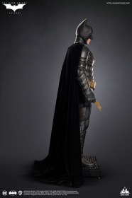 Batman Deluxe Edition The Dark Knight Life-Size Statue by Queen Studios