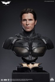 Batman Regular Edition The Dark Knight 1/1 Bust by Queen Studios