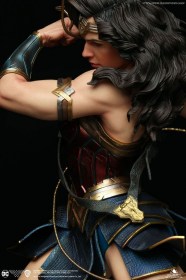 Wonder Woman Early Bird Version Wonder Woman Comic 1/4 Statue by Queen Studios