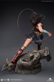 Wonder Woman Early Bird Version Wonder Woman Comic 1/4 Statue by Queen Studios