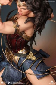 Wonder Woman Early Bird Version Wonder Woman Comic 1/4 Statue by Queen Studios