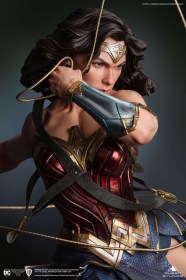 Wonder Woman Early Bird Version Wonder Woman Comic 1/4 Statue by Queen Studios