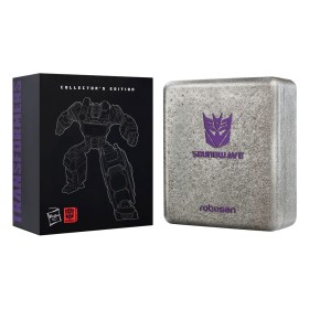 Soundwave G1 Flagship Transformers Interactive Robot by Robosen