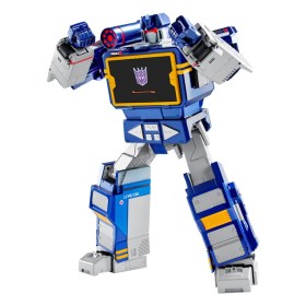 Soundwave G1 Flagship Transformers Interactive Robot by Robosen
