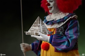 Pennywise It (1990) Action Figure 1/6 Scale by Sideshow Collectibles