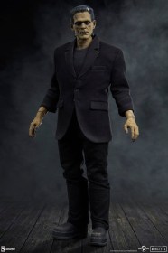 Frankenstein (Deluxe Edition) Universal Monsters 1/6 Action Figure by Sideshow Collectibles
