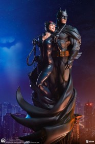 Batman & Catwoman DC Comics Diorama by Sideshow Collectibles