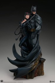 Batman & Catwoman DC Comics Diorama by Sideshow Collectibles