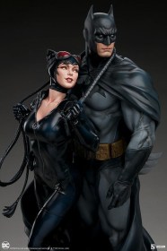 Batman & Catwoman DC Comics Diorama by Sideshow Collectibles