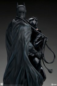 Batman & Catwoman DC Comics Diorama by Sideshow Collectibles