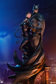 Batman & Catwoman DC Comics Diorama by Sideshow Collectibles