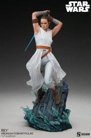 Rey Star Wars Episode IX Premium Format Figure by Sideshow Collectibles
