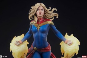 Marvel Premium Format Statue Captain Marvel by Sideshow Collectibles