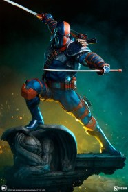 Deathstroke DC Comics Premium Format Statue by Sideshow Collectibles