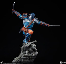 Deathstroke DC Comics Premium Format Statue by Sideshow Collectibles