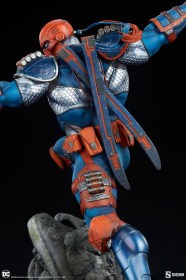 Deathstroke DC Comics Premium Format Statue by Sideshow Collectibles