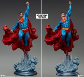 Superman DC Comics Premium Format Statue by Sideshow Collectibles