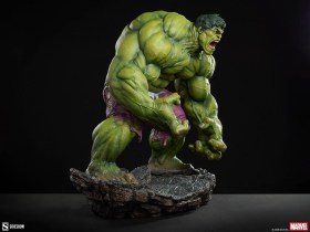 Hulk Marvel Premium Format Figure by Sideshow Collectibles
