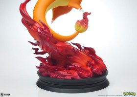 Charizard Pokémon Statue by Sideshow Collectibles