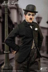 Charlie Chaplin 1/4 Statue by Star Ace Toys