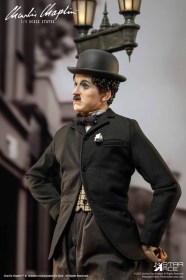 Charlie Chaplin 1/4 Statue by Star Ace Toys