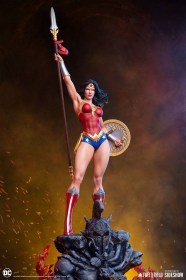 Wonder Woman DC Comics 1/6 Maquette by Tweeterhead