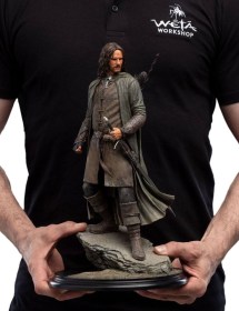 Aragorn, Hunter of the Plains (Classic Series) The Lord of the Rings 1/6 Statue by Weta