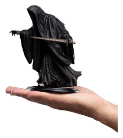 Ringwraith at the Prancing Pony The Lord of the Rings Trilogy Mini Statue by Weta Workshop