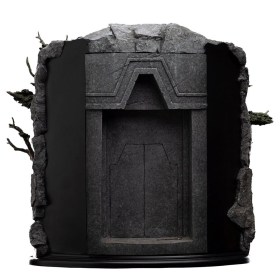 The Doors of Durin Environment Lord of the Rings Statue by Weta