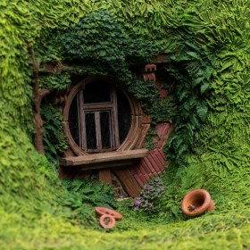Bag End on the Hill Limited Edition Lord of the Rings Statue by Weta