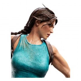 Lara Croft The Lost Valley Tomb Raider 1/4 Statue by Weta